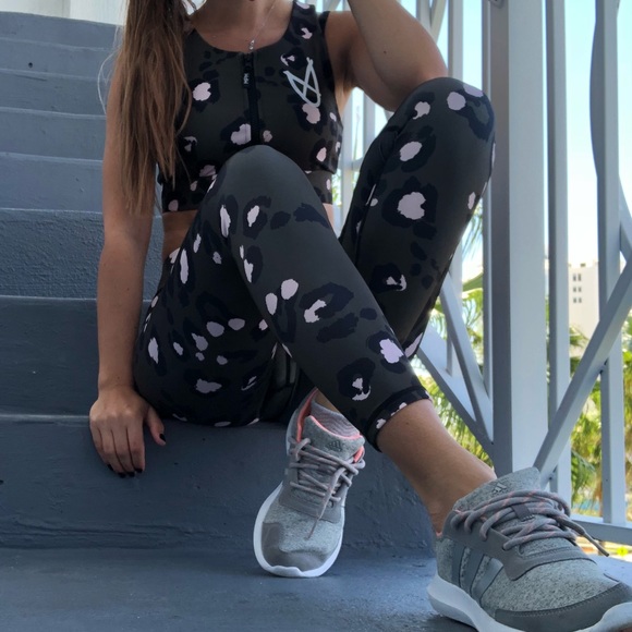 Leggings set MINKPINK NEW - Picture 2 of 4